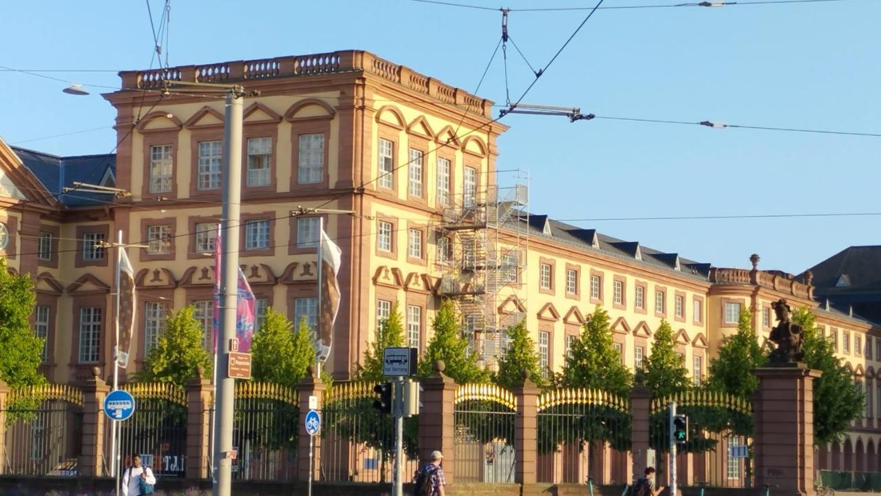 Mannheim City Hostel Zimmer 4 - Hostel Liudao Екстериор снимка
